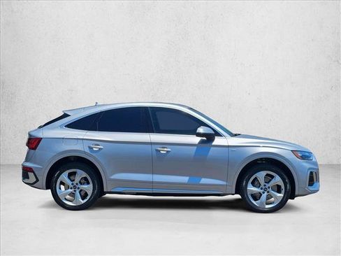 Used 2021 Audi Q5 2.0T Premium Plus w/ Premium Plus Package AWD/4WD image 3