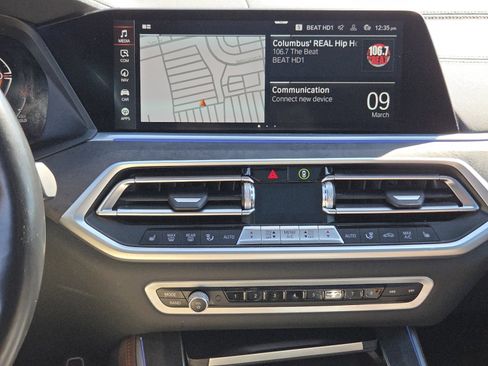 Used 2023 BMW X5 xDrive40i w/ M Sport Package image 31