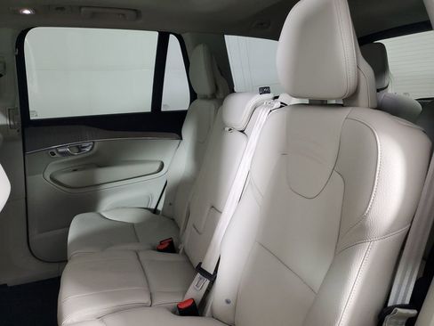 Certified 2023 Volvo XC90 B5 Plus w/ Protection Package Premier AWD/4WD image 14