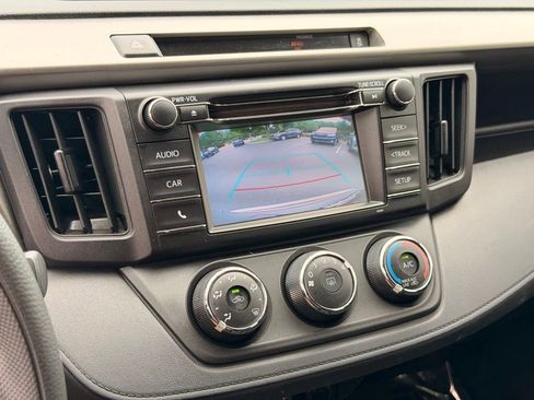 Used 2016 Toyota RAV4 LE AWD/4WD image 31