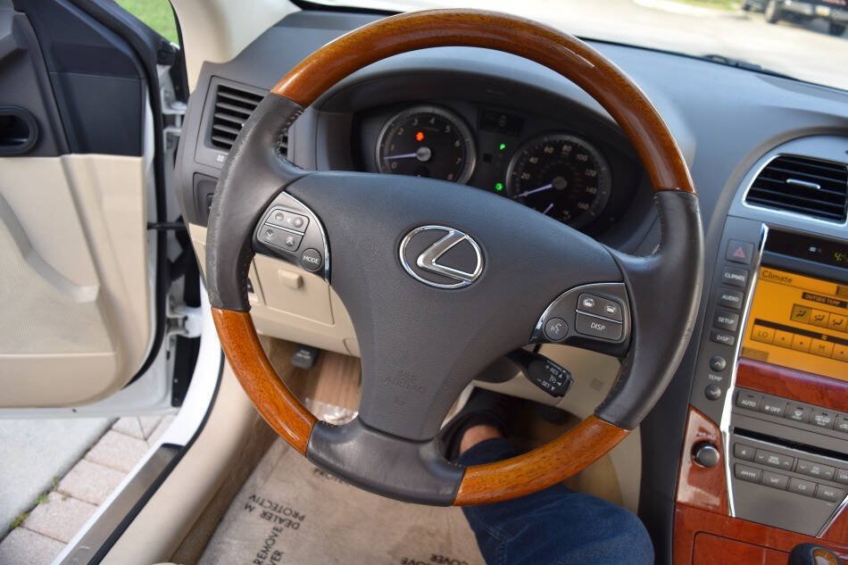 Used 2010 Lexus ES 350 FWD image 69