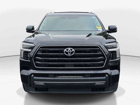 Used 2024 Toyota Sequoia SR5 w/ SR5 Premium Package AWD/4WD image 8