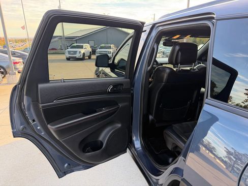 Used 2020 Jeep Grand Cherokee Trailhawk image 35