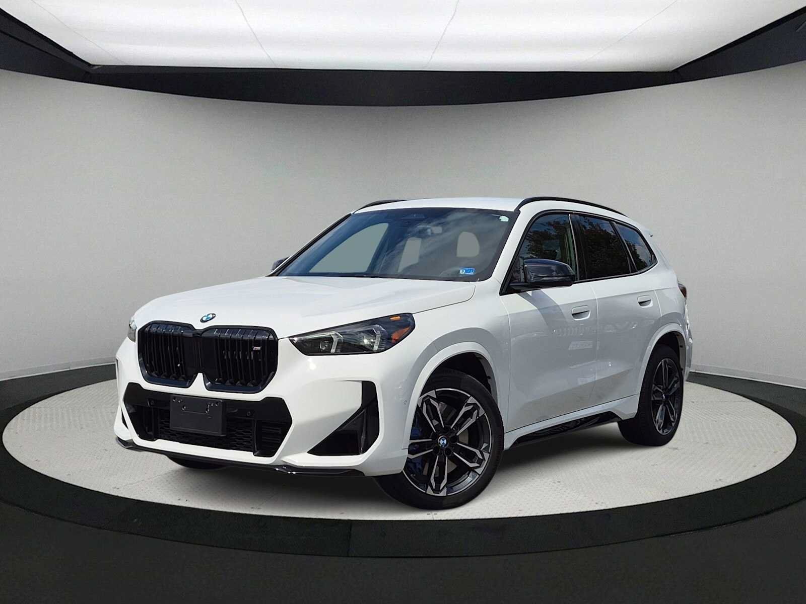 Used 2025 BMW X1 M35i w/ Shadowloine Package AWD/4WD image 1