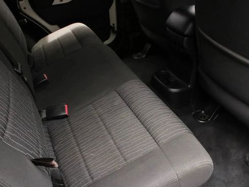 Used 2012 Jeep Wrangler Unlimited Sahara w/ Connectivity Group AWD/4WD image 29