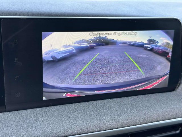 Used 2026 Nissan Kicks SV FWD image 2