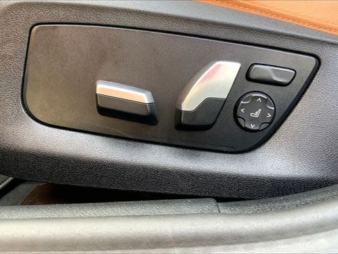 Used 2023 BMW 540i w/ M Sport Package RWD image 34