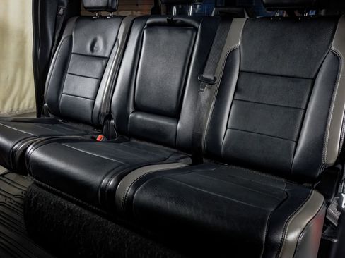 Used 2018 Ford F150 Raptor w/ Equipment Group 802A Luxury image 34