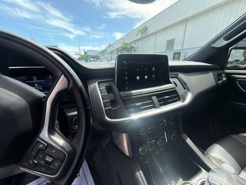 Used 2023 Chevrolet Tahoe Z71 w/ Z71 Off-Road Package AWD/4WD image 13