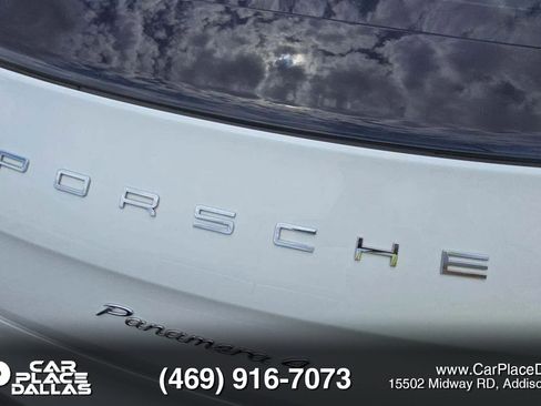 Used 2015 Porsche Panamera 4 w/ Premium Package Plus AWD/4WD image 2