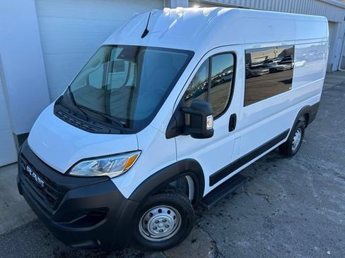 Used 2023 RAM ProMaster 3500 w/ Crew Van Package FWD image 1