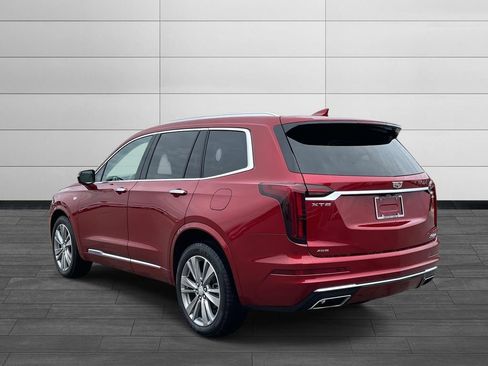 Certified 2024 Cadillac XT6 Premium Luxury image 3
