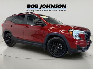 Used 2023 GMC Terrain SLE w/ Driver Convenience Package FWD video 1