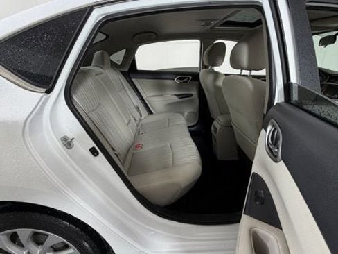 Used 2016 Nissan Sentra SV w/ Style Package FWD image 6