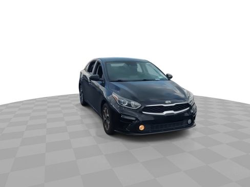 Used 2019 Kia Forte LXS FWD image 2