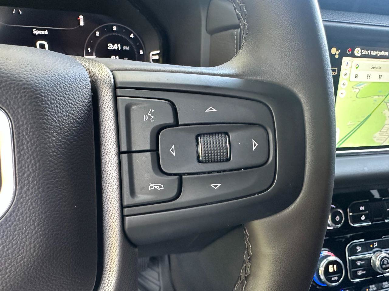 Used 2023 GMC Yukon Denali w/ LPO, Floor Liner Package RWD image 40