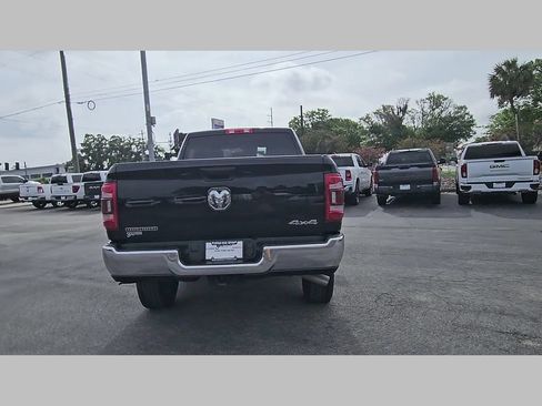 Used 2024 RAM 2500 Big Horn w/ Safety Group AWD/4WD image 31