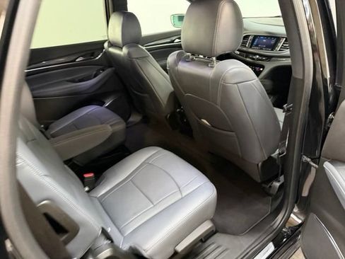 Used 2023 Buick Enclave Essence AWD/4WD image 40