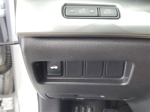 Used 2023 Nissan Maxima SV w/ Floor Mat Group image 32