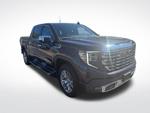 Used 2025 GMC Sierra 1500 Denali w/ Technology Package image 2