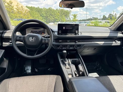 Used 2024 Honda Accord EX image 22
