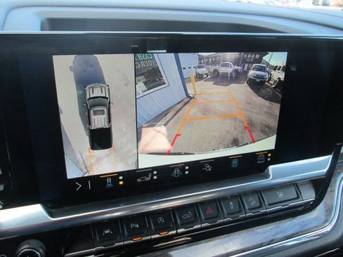 Used 2023 Chevrolet Silverado 1500 LTZ w/ LTZ Convenience Package II image 18