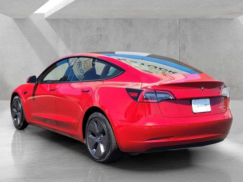 Used 2022 Tesla Model 3 Long Range AWD/4WD image 6