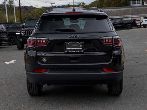 New 2026 Jeep Compass Latitude image 5
