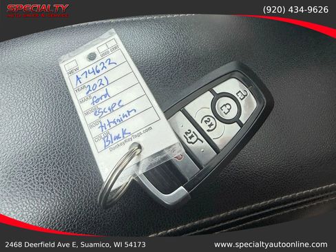 Used 2021 Ford Escape Titanium image 42