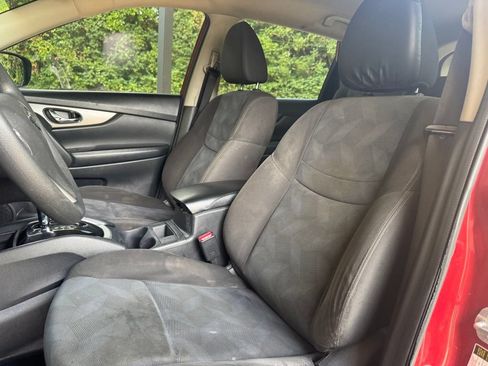 Used 2016 Nissan Rogue SV FWD image 10