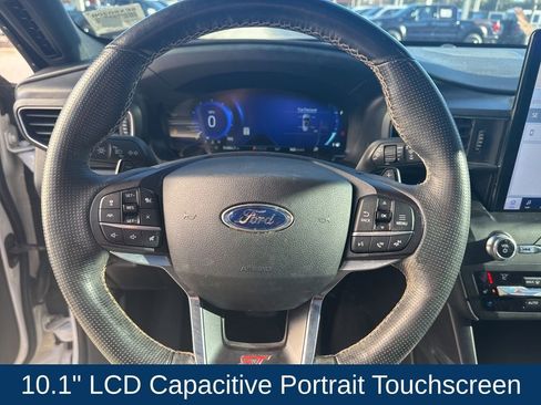 Certified 2020 Ford Explorer ST w/ Premium Technology Package image 19