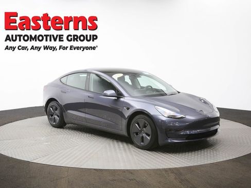 Used 2023 Tesla Model 3 Standard Range image 46