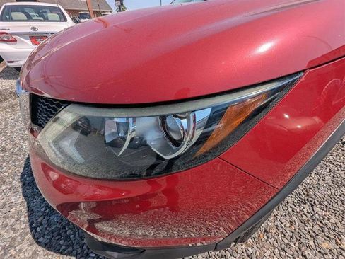 Used 2018 Nissan Rogue Sport S w/ S Appearance Package FWD image 30