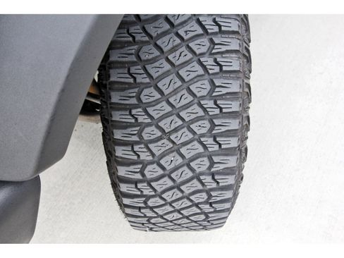 Used 2022 Ford Bronco Wildtrak image 28