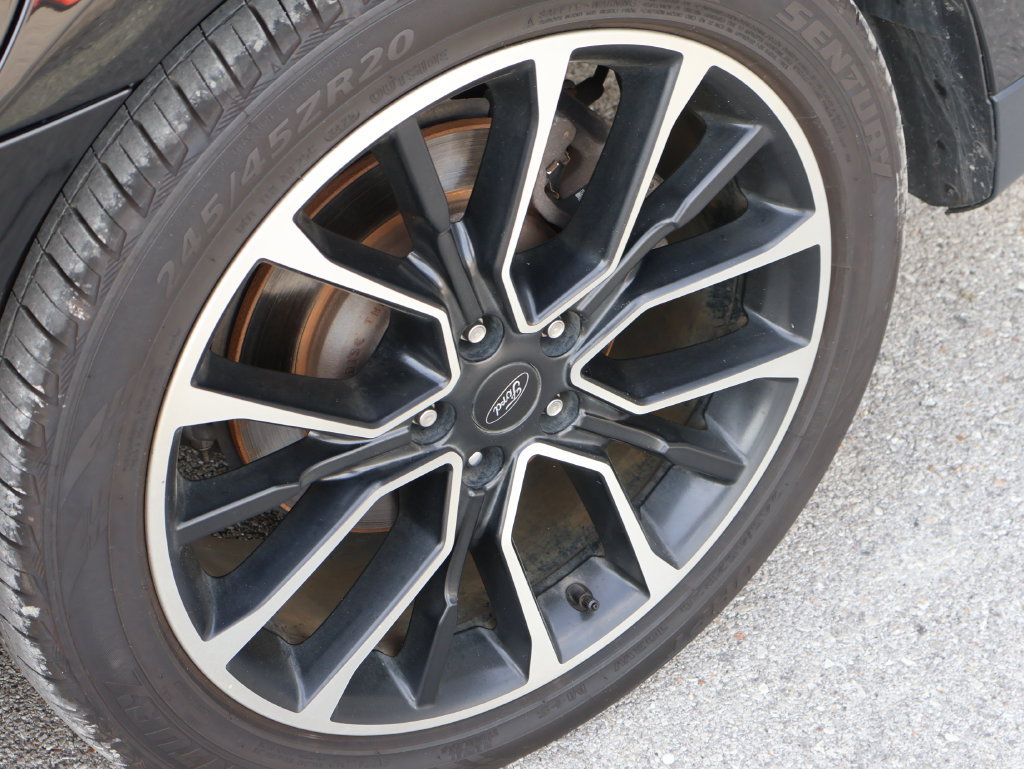 Used 2018 Ford Taurus SEL w/ Equipment Group 201A FWD image 42