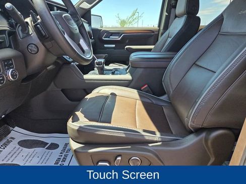Used 2024 GMC Sierra 1500 Denali w/ Technology Package AWD/4WD image 16