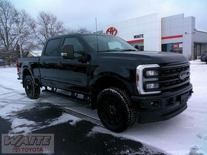 Used 2024 Ford F250 XLT w/ Black Appearance Package