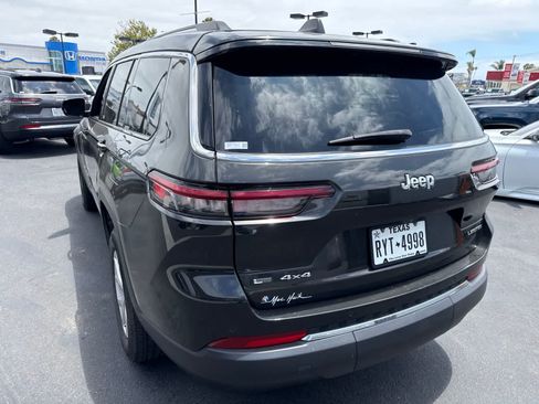 Used 2022 Jeep Grand Cherokee L Limited AWD/4WD image 18