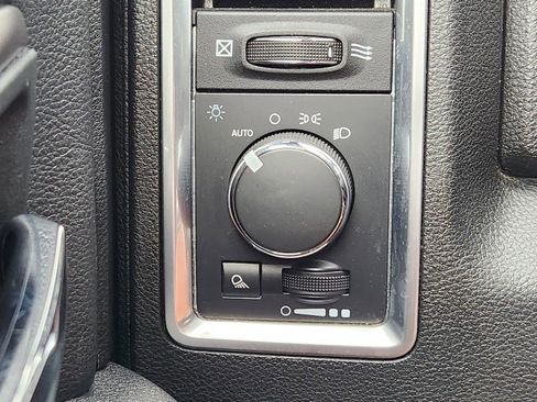 Used 2024 RAM 1500 Classic Warlock RWD image 27