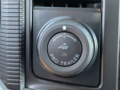 Used 2025 Ford F150 Lariat w/ Equipment Group 502A High image 19