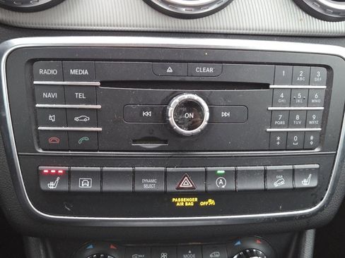 Used 2017 Mercedes-Benz GLA 250 GLA 250 image 25