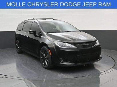 Used 2020 Chrysler Pacifica Limited w/ Advanced Safetytec Group