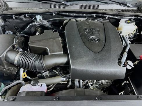 Used 2023 Toyota Tacoma TRD Off-Road image 29