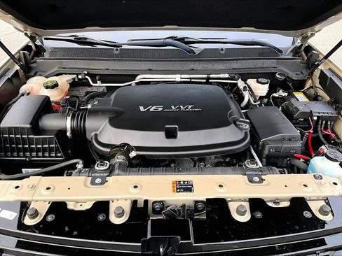 Used 2021 Chevrolet Colorado ZR2 image 30