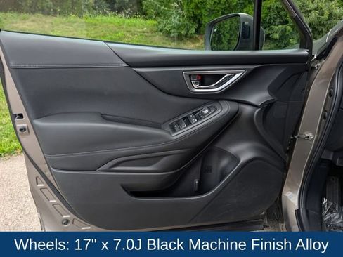 Used 2020 Subaru Forester Premium AWD/4WD image 36