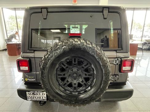 Used 2022 Jeep Wrangler Unlimited Sport AWD/4WD image 4