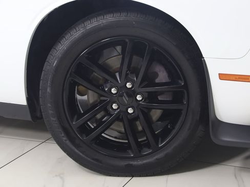 Used 2019 Dodge Challenger GT w/ Plus Package AWD/4WD image 16