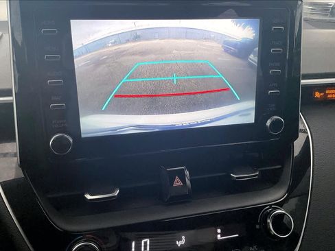 Used 2020 Toyota Corolla SE FWD image 29
