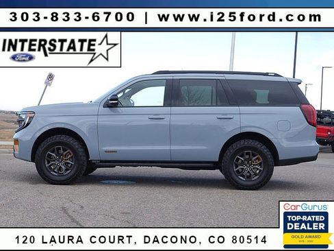 Used 2025 Ford Expedition Tremor image 2