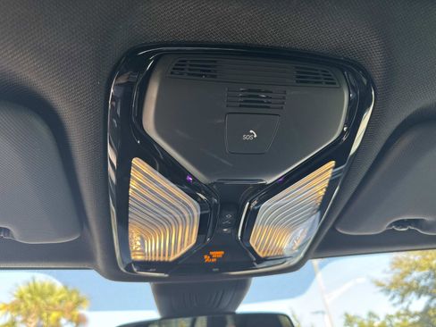 Used 2022 BMW X5 M50i w/ Executive Package image 28